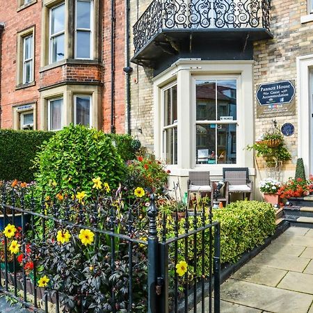 Pannett House Bed & Breakfast, Beautiful Victorian Residence Whitby Bagian luar foto